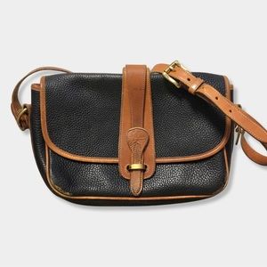 Vintage Dooney & Bourke Duck Leather Flap Saddle Crossbody Shoulder Bag Purse